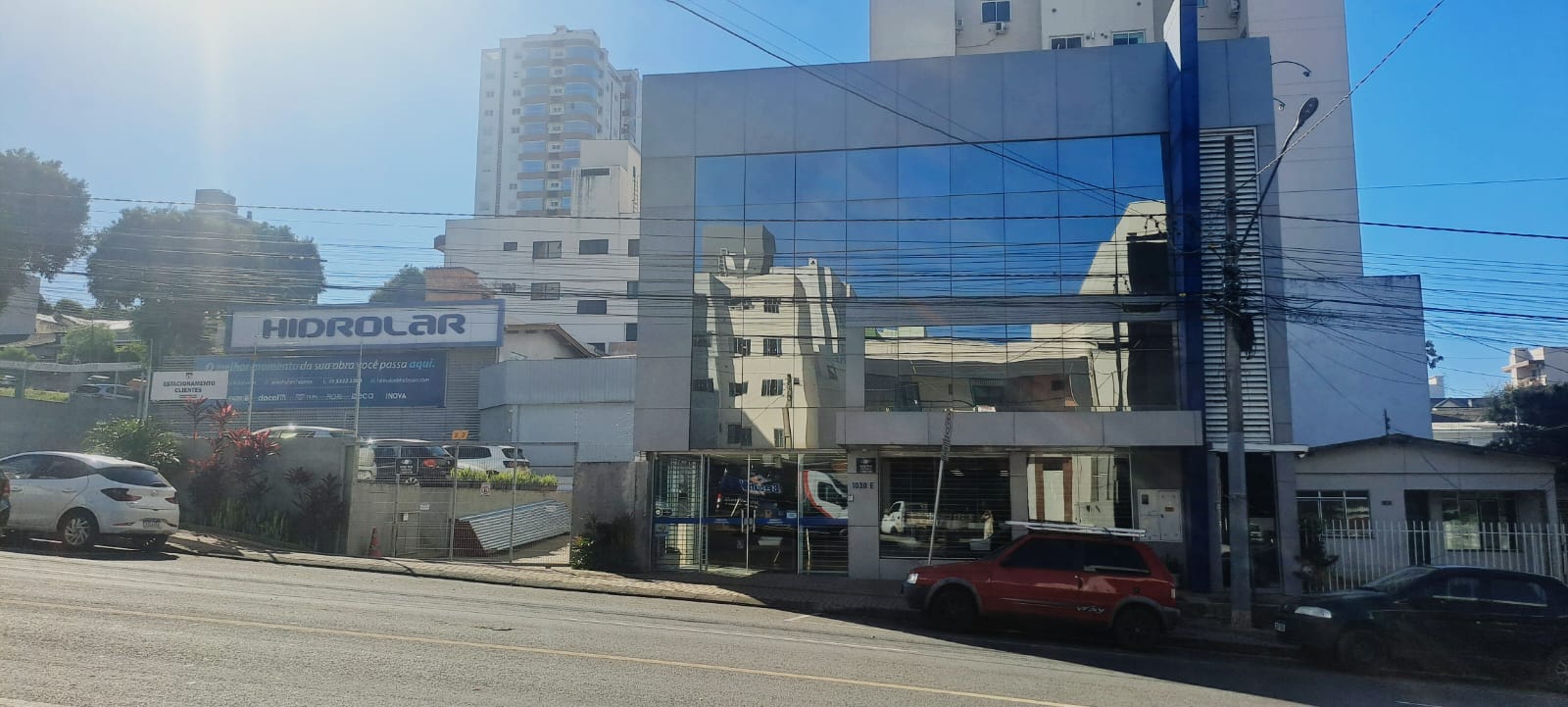 Fachada Showroom Hidrolar